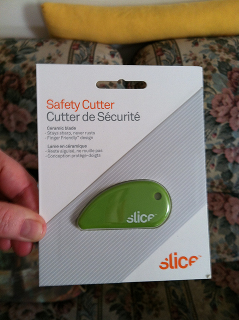 slice™ Safety Cutter – Great for couponers