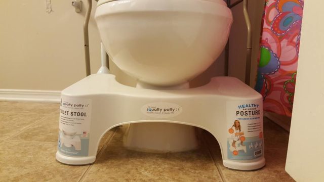 Holiday Gift Guide Review: Squatty Potty #review #sponsored #squattypotty