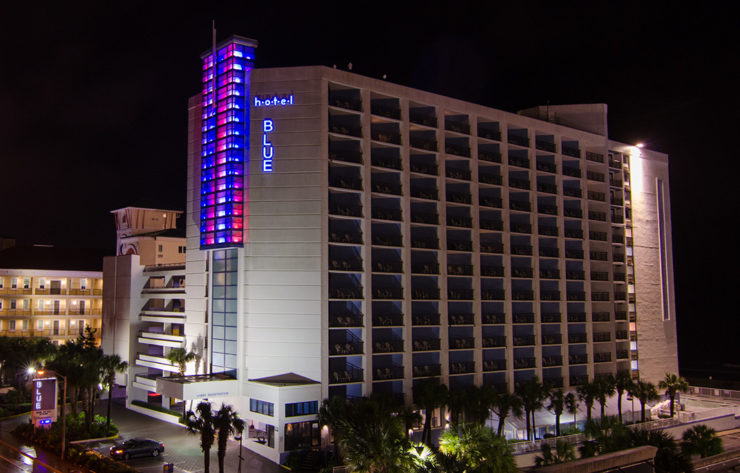 Press Release : Hotel Blue Goes RED WHITE AND BLUE for Veterans Day!